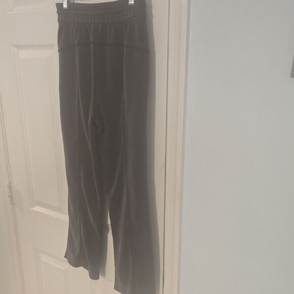 lululemon athletica Gray Track Pants - Picture 5 of 9